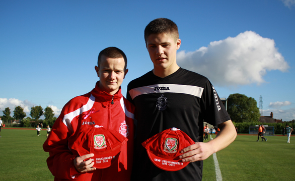 Nomads youngsters earn Welsh caps