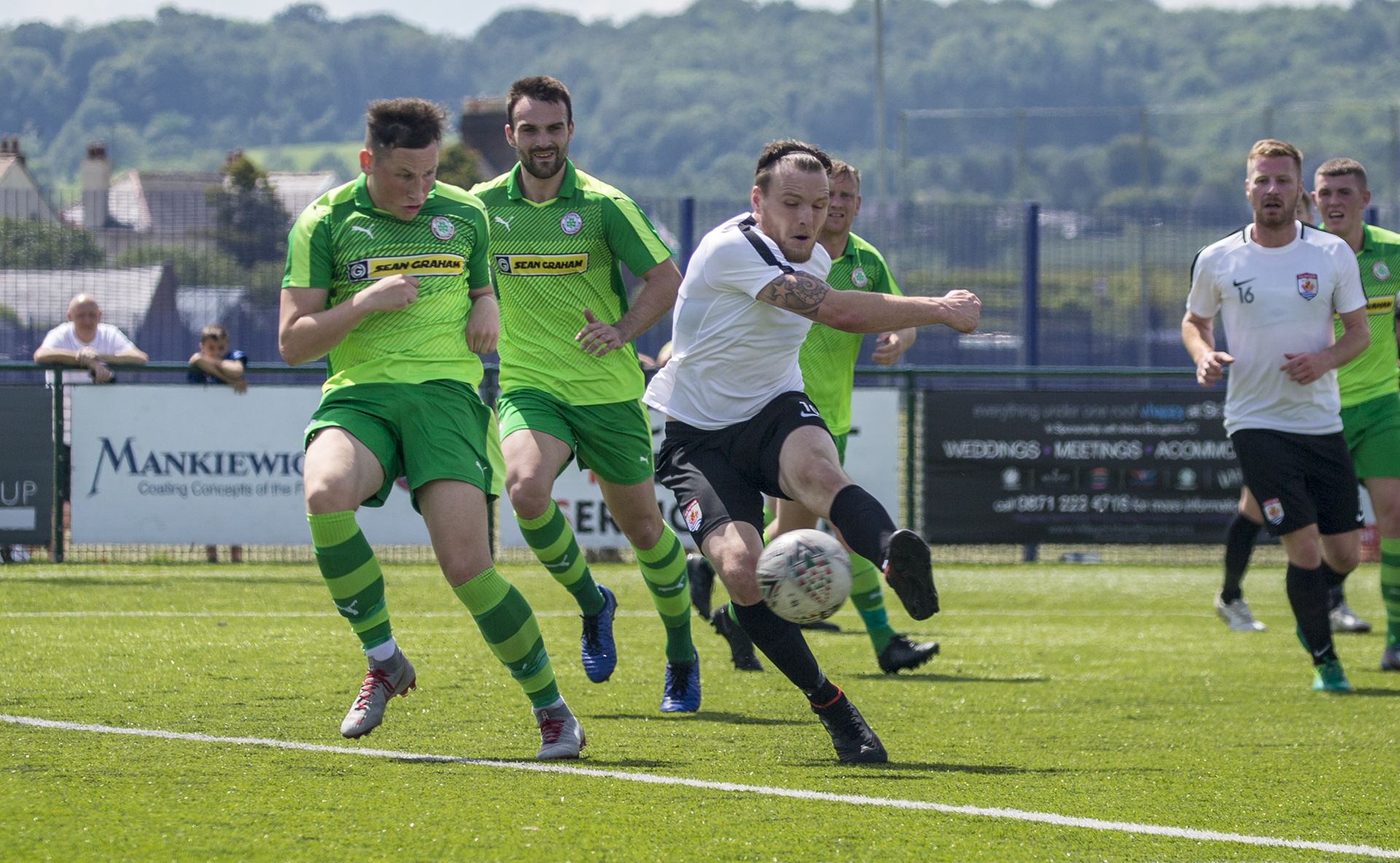 Jamie Insall goes close with a second half effort | © NCM Media