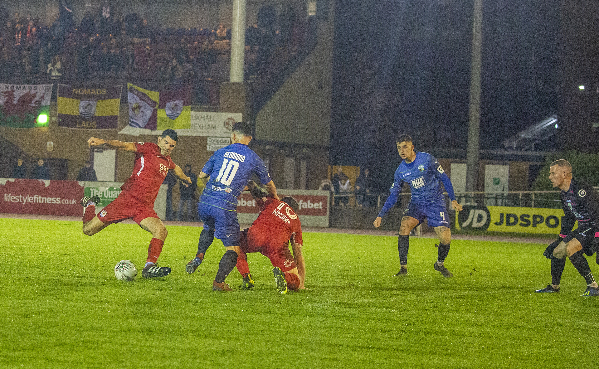 Michael Wilde equalises for The Nomads | © NCM Media