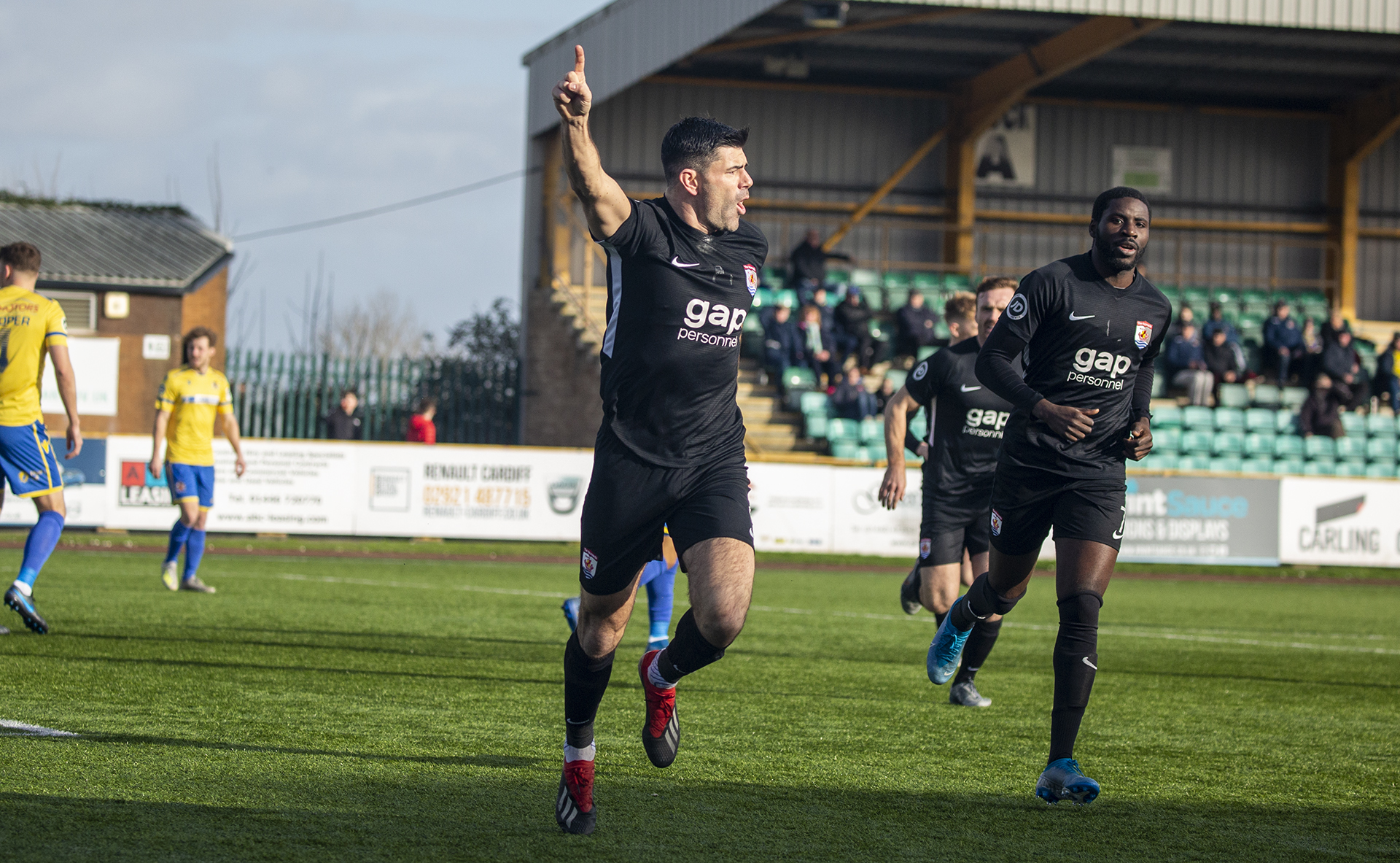 Mike Wilde celebrates his sixth goal in three games | © NCM Media