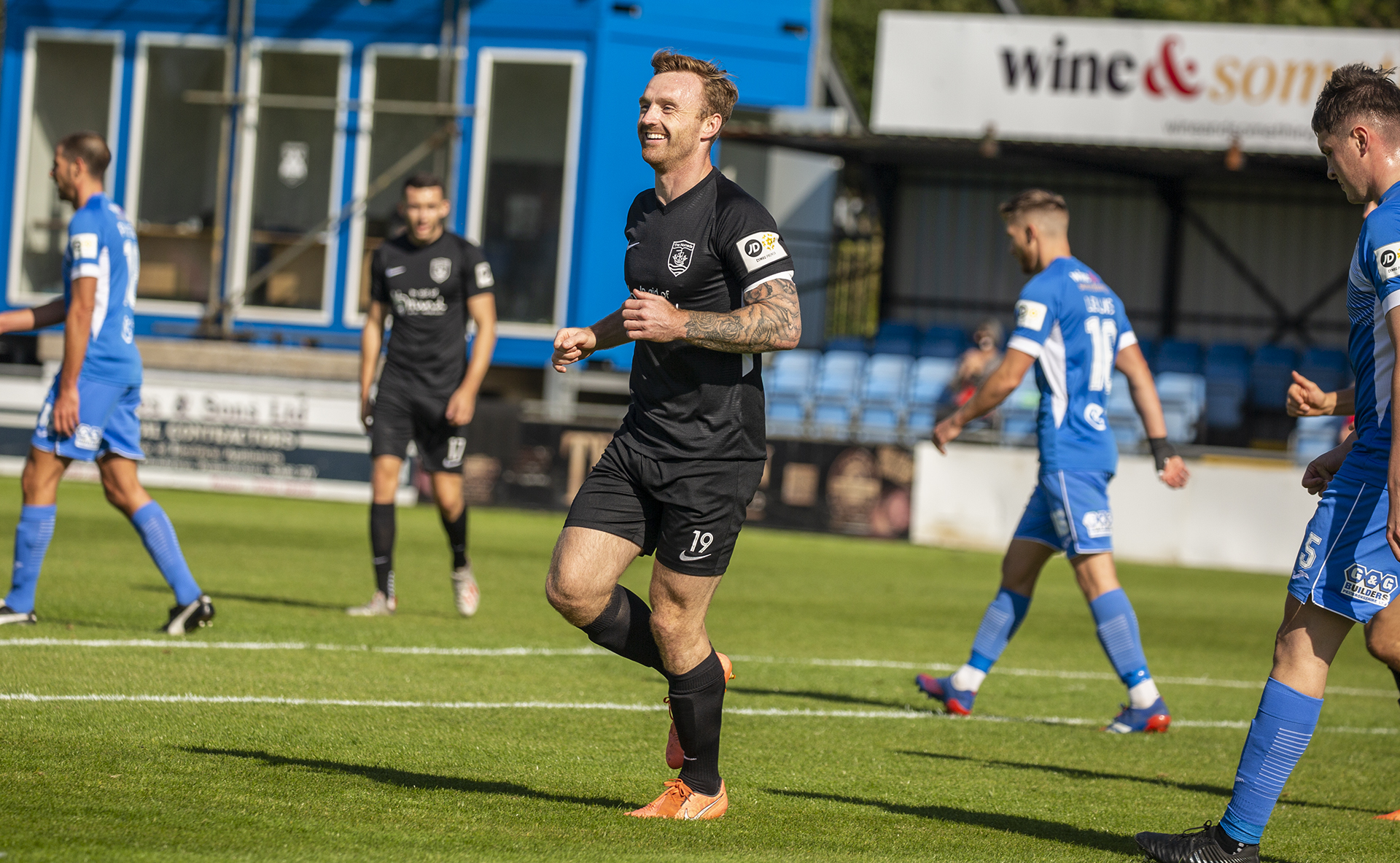 Craig Curran celebrates his opening goal | © NCM Media